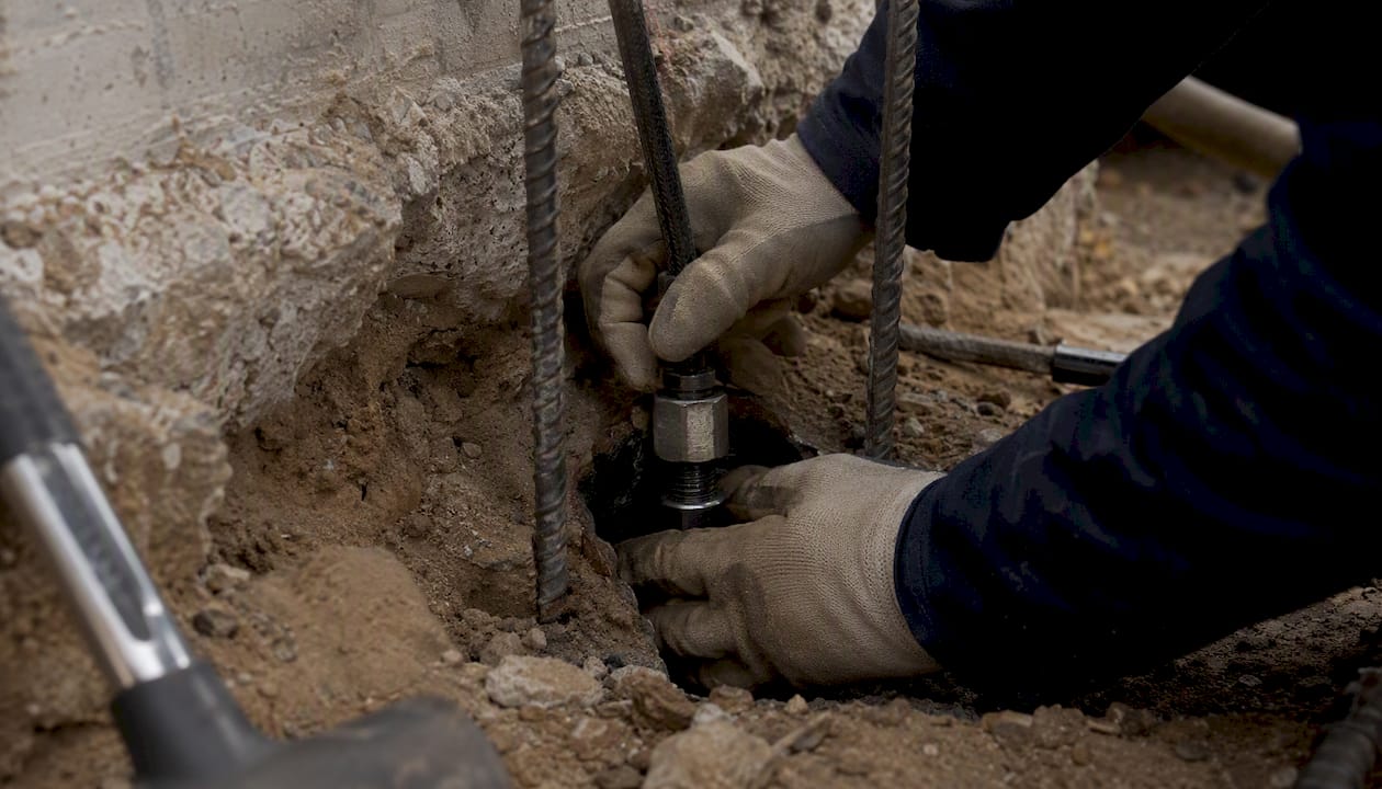 Reforço das fundações do edifício através da execução de micropilares